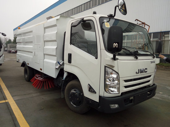 江鈴凱銳掃路車(國六)