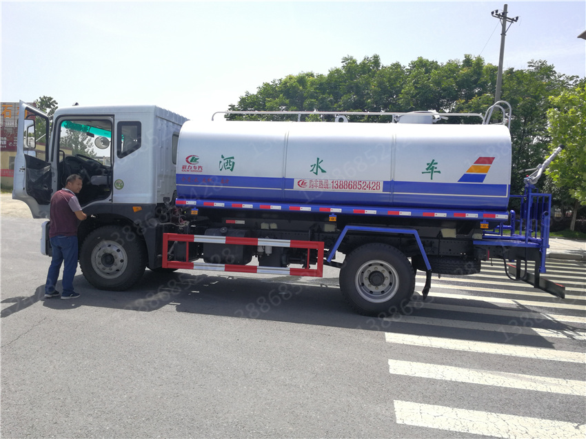 湖北盈通汽車湖北降塵解放抑塵車報價